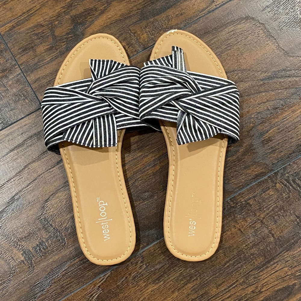 West Loop Black & White Striped Sliders